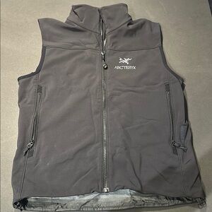 Arc'teryx Men's Windstopper Size Small Vest